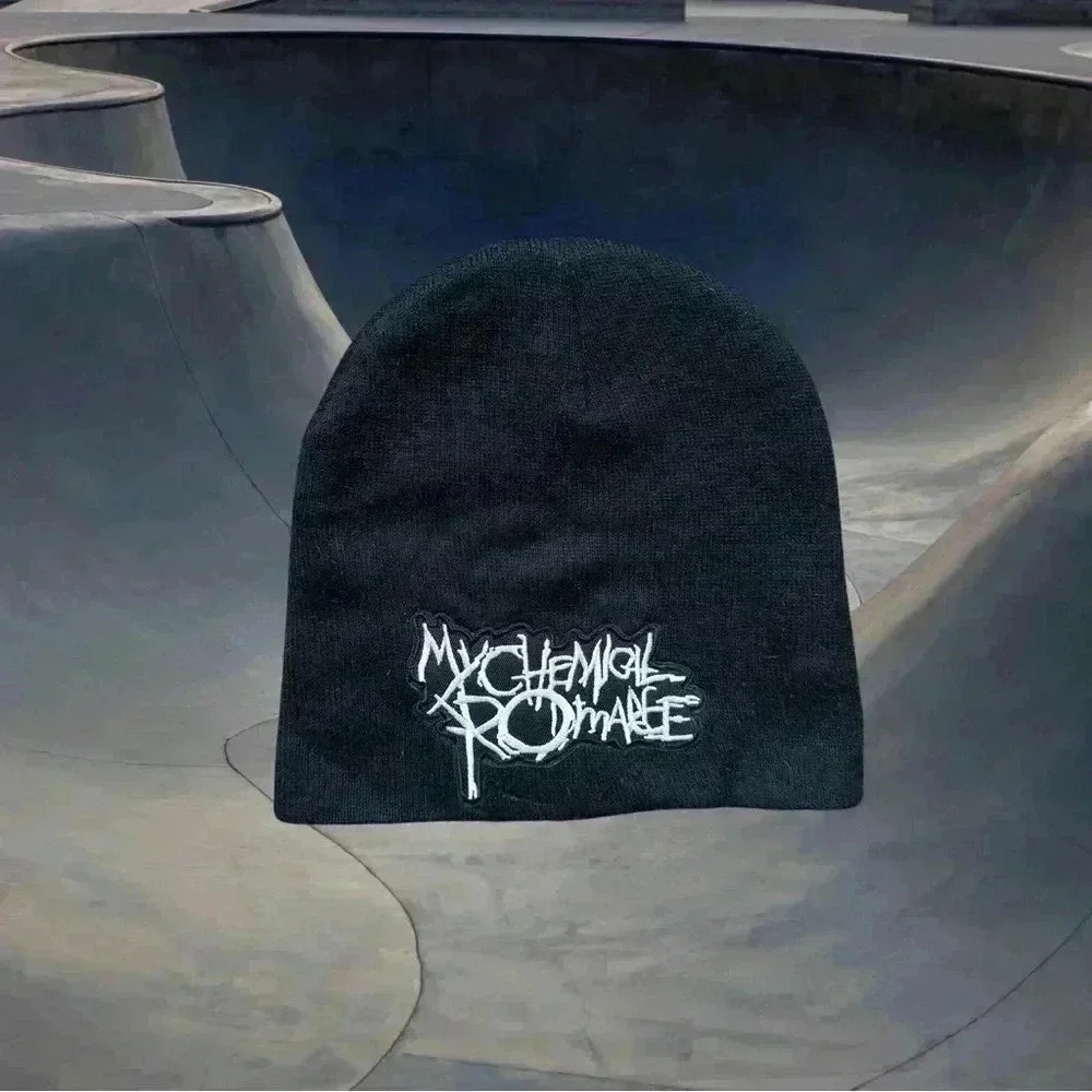 My Chemical Romance beanie - black and white